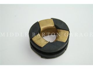 GEAR LINKAGE SUPPORT BUSH 500/600